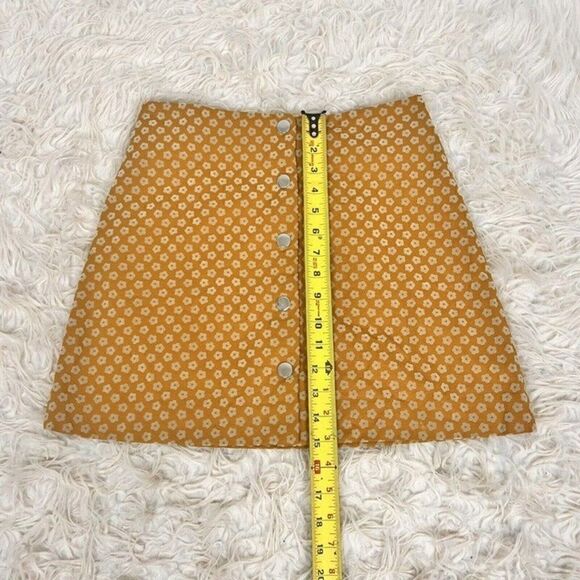 & Other Stories Women's A-Line Yellow Retro Flower Mini Skirt Button Front Sz 4 - Picture 6 of 11